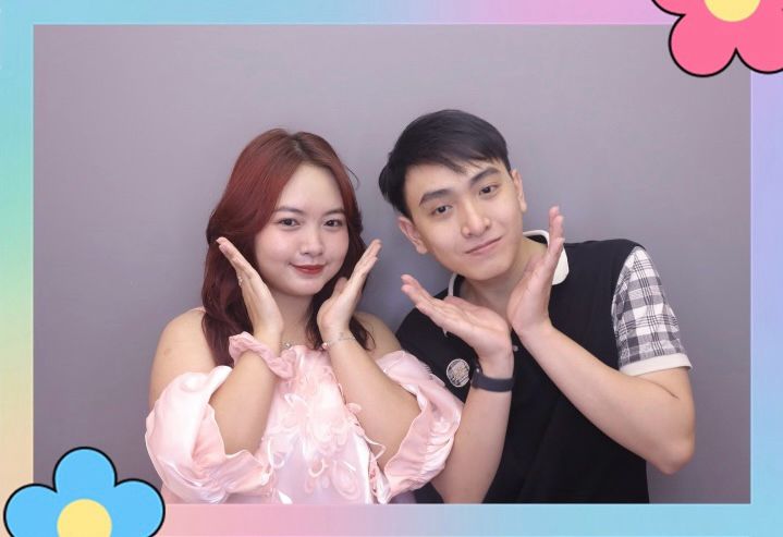 Lần đầu gặp gỡ